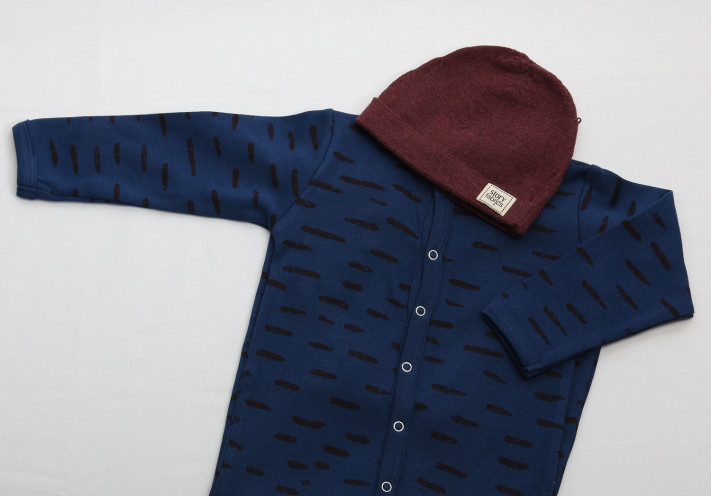 Sleeper with positive Traces Print