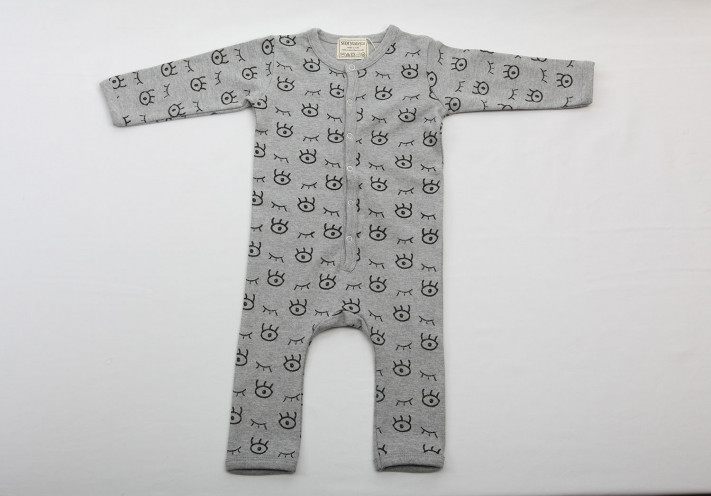 Sleeper with dreamy eyes