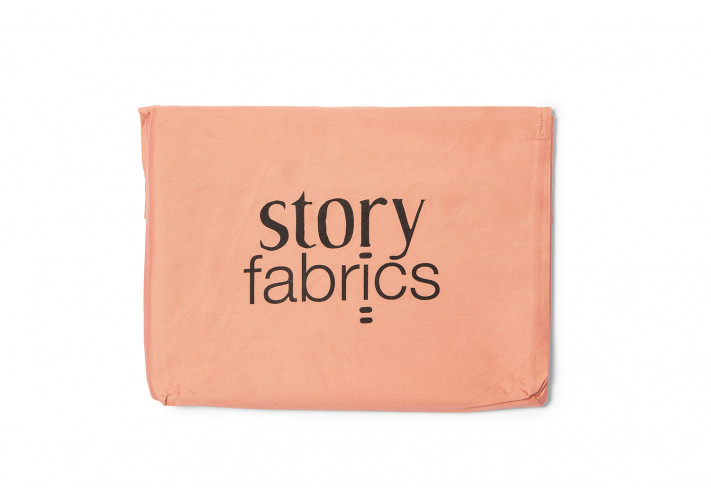 fitted sheet made with cotton. Light corall.