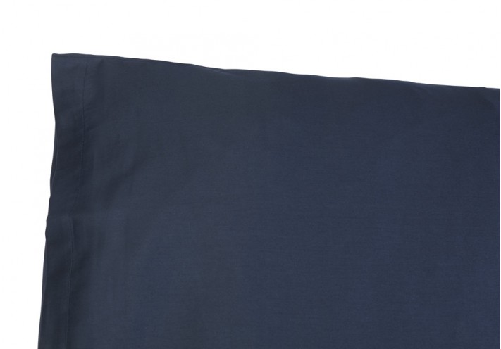 Pillow case with organic cotton. Fairtrade and organic cotton. Navy.