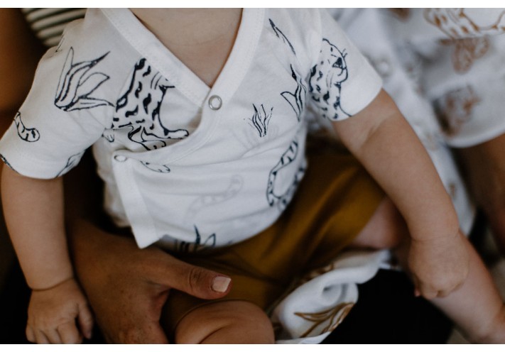 Onesie with chetaah print