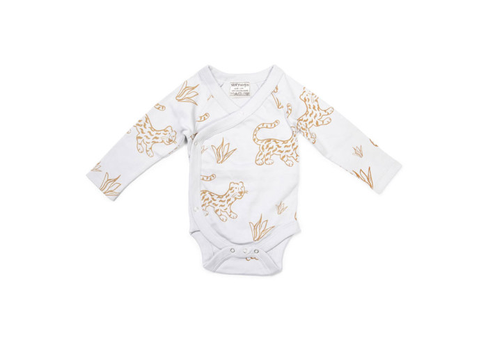 Onesie with chetaah print